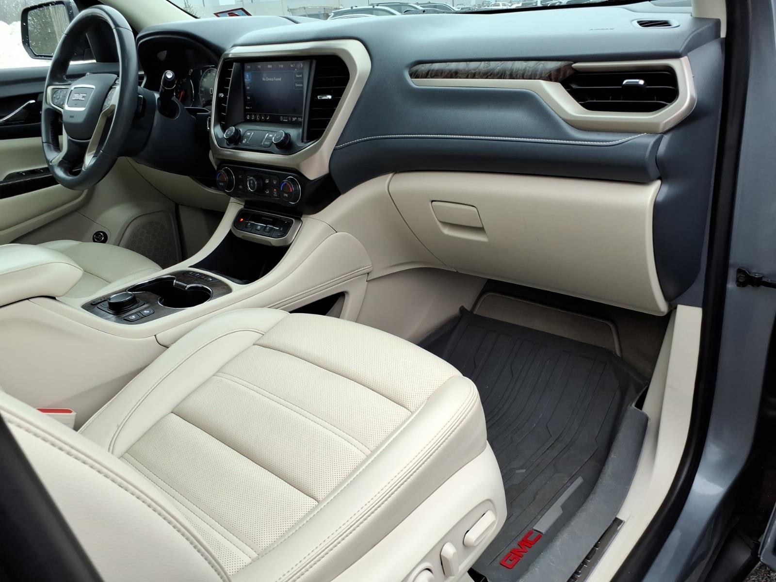 Certified 2021 GMC Acadia Denali w/ Denali Ultimate Package AWD/4WD image 10