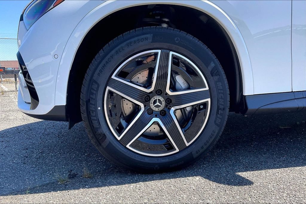 New 2026 Mercedes-Benz GLC 300 4MATIC image 11