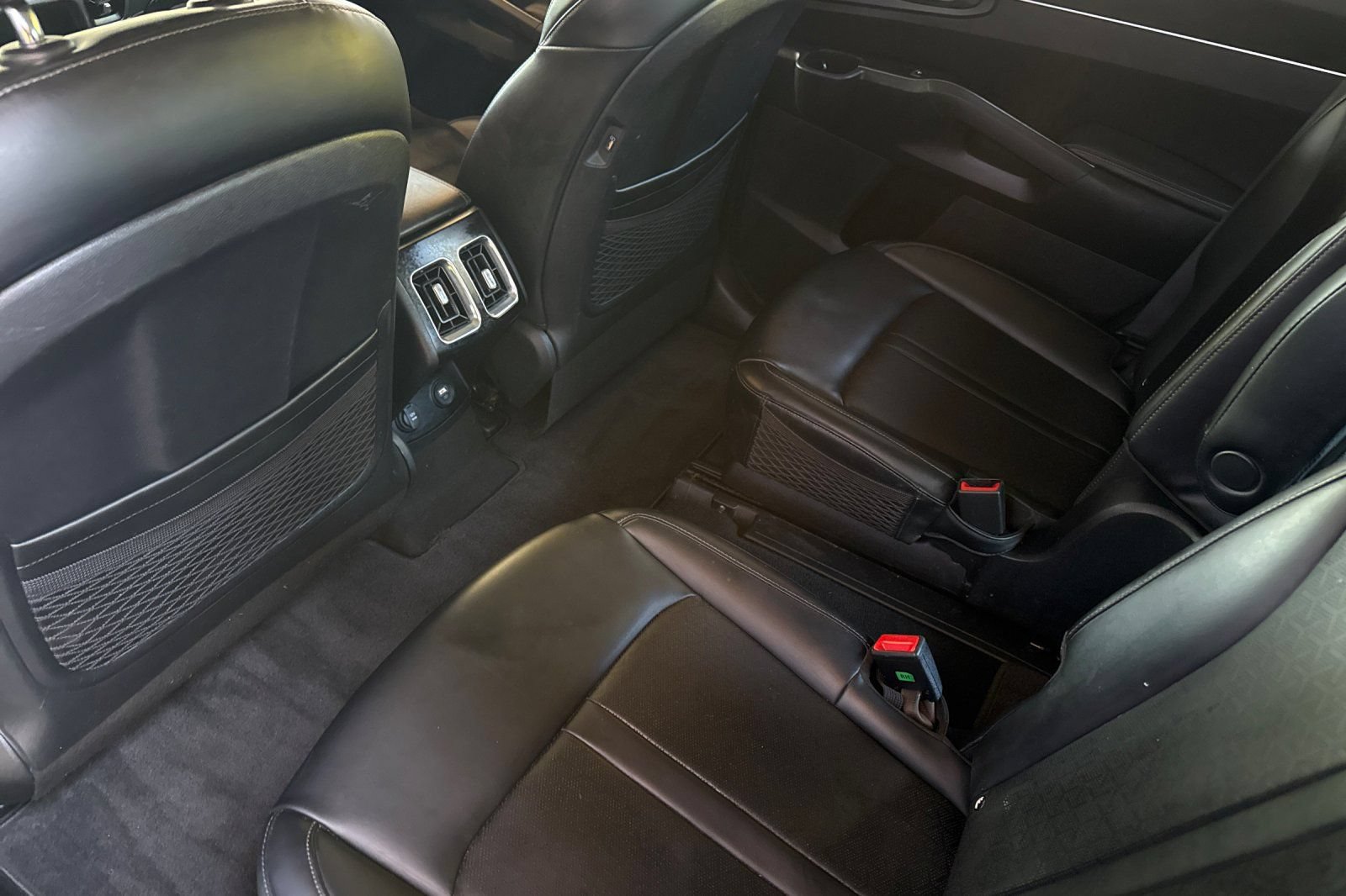 Used 2022 Kia Sorento S FWD image 16