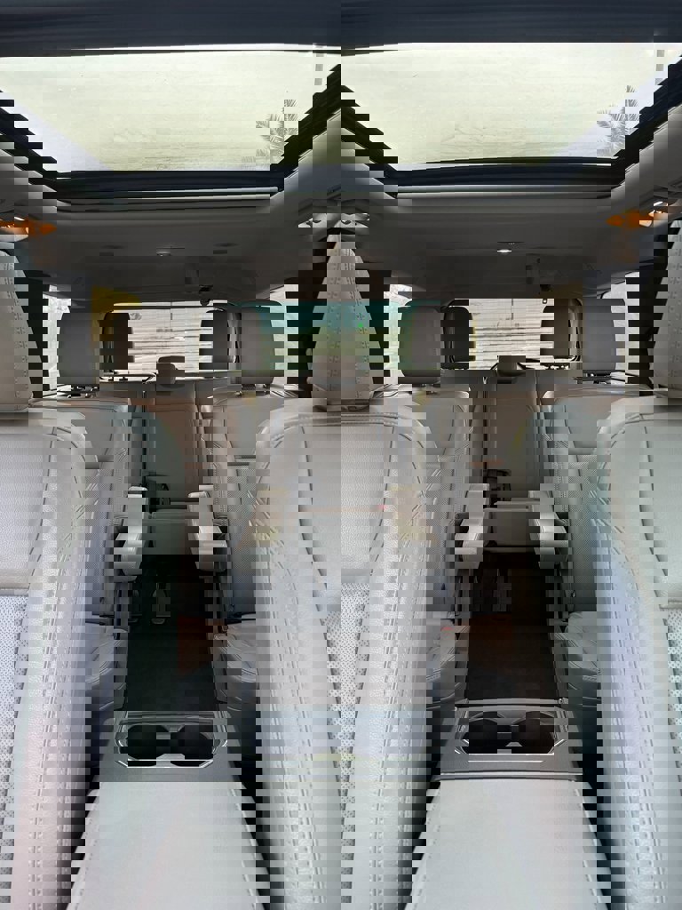 Used 2021 Ford Expedition XLT image 12