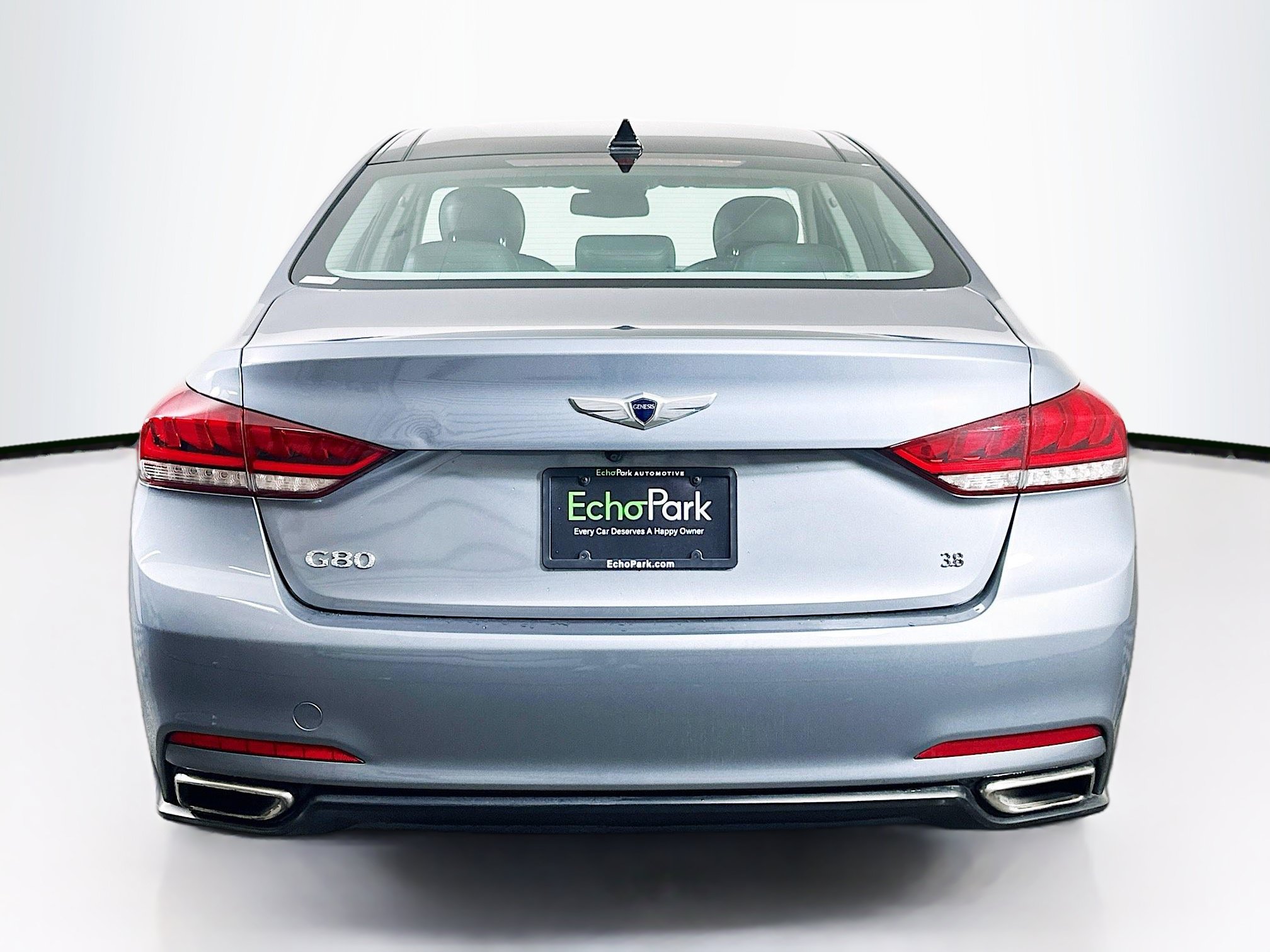 Used 2015 Hyundai Genesis 3.8 w/ Option Group 02 RWD image 7