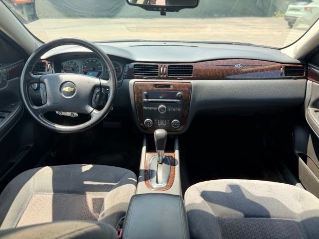 Used 2012 Chevrolet Impala LT w/ LT Sunroof Package FWD image 17