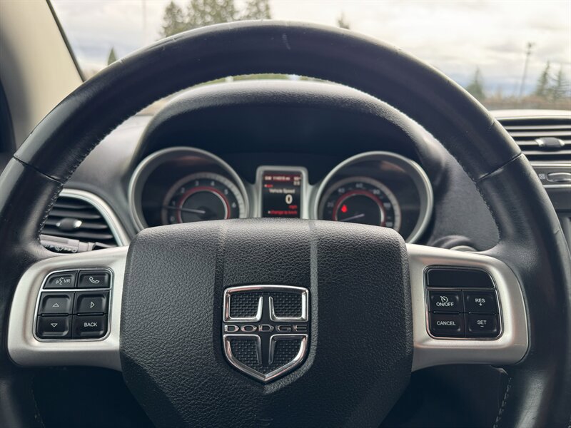 Used 2017 Dodge Journey Crossroad FWD image 23