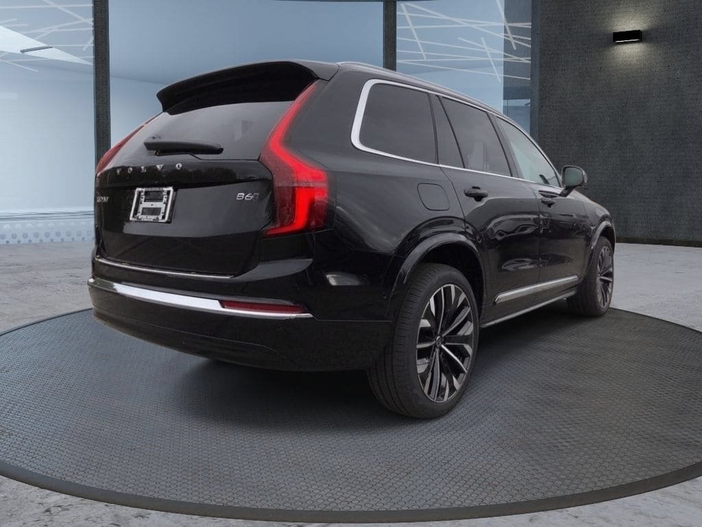 New 2026 Volvo XC90 B6 Plus w/ Protection Package Premier AWD/4WD image 4