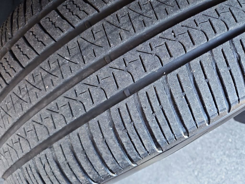 Used 2024 Mercedes-Benz GLS 450 4MATIC image 39