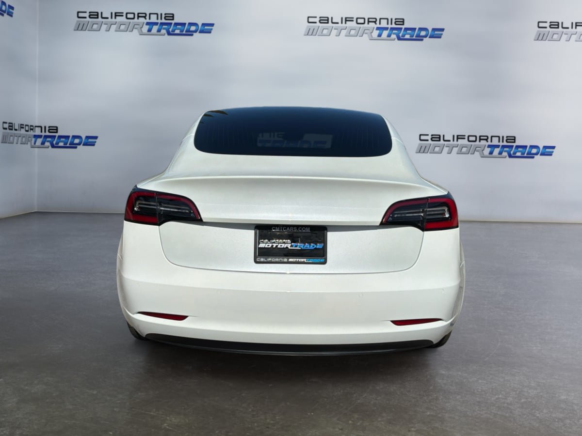 Used 2020 Tesla Model 3 Standard Range Plus RWD image 6