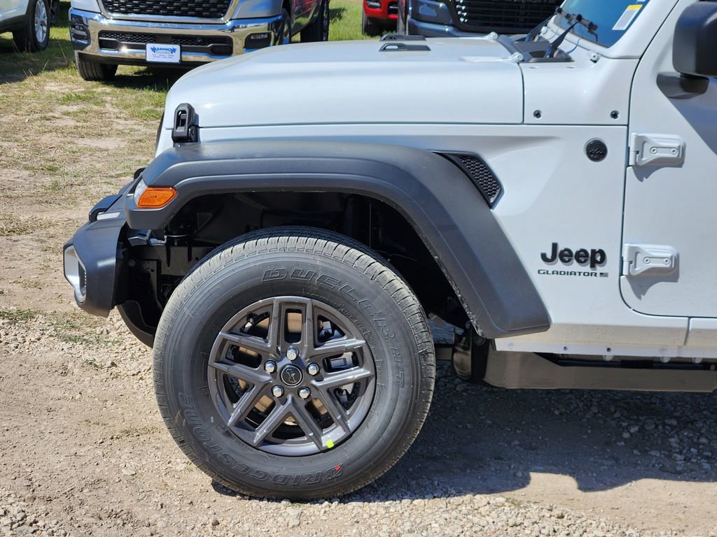 New 2026 Jeep Gladiator Sport image 6