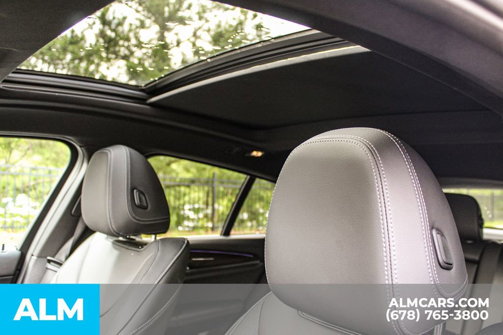 Used 2025 BMW X4 xDrive30i image 22