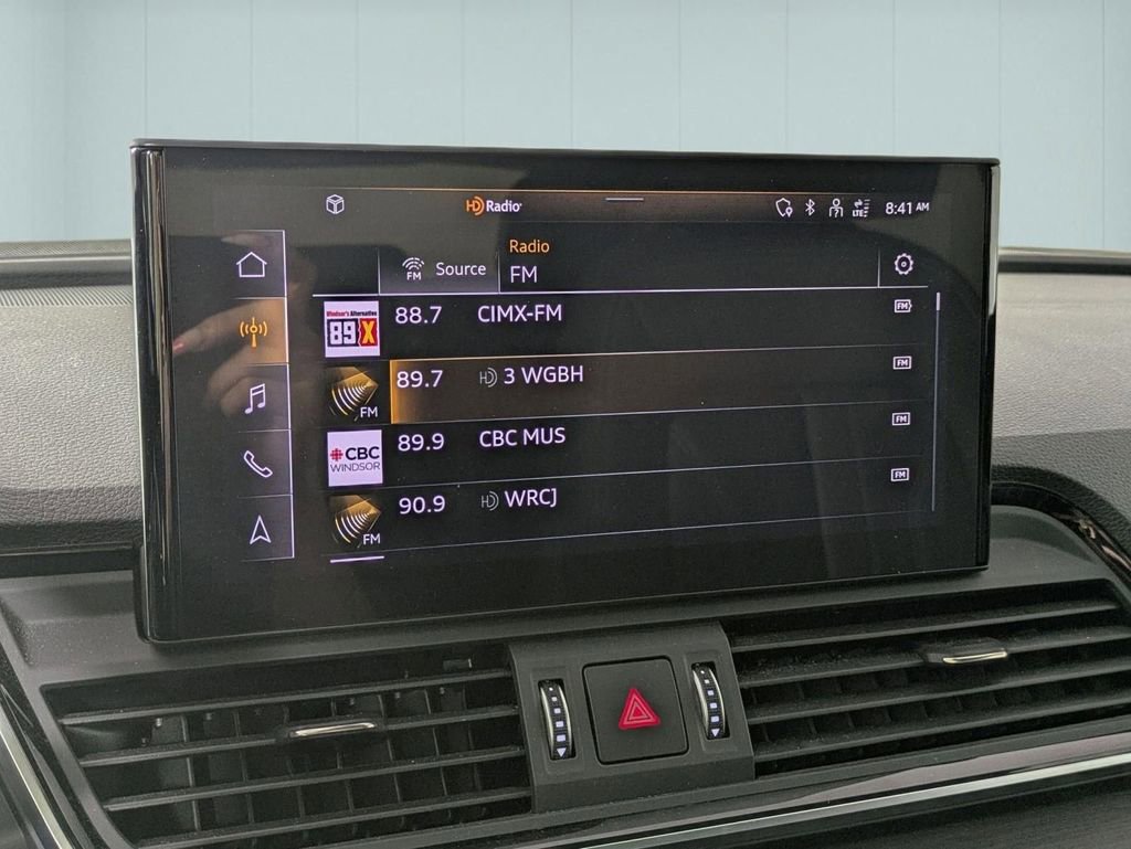 Used 2021 Audi Q5 e Premium Plus image 22