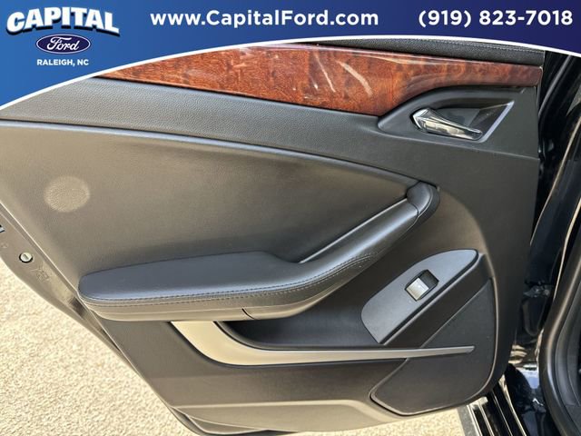 Used 2010 Cadillac CTS Premium image 16