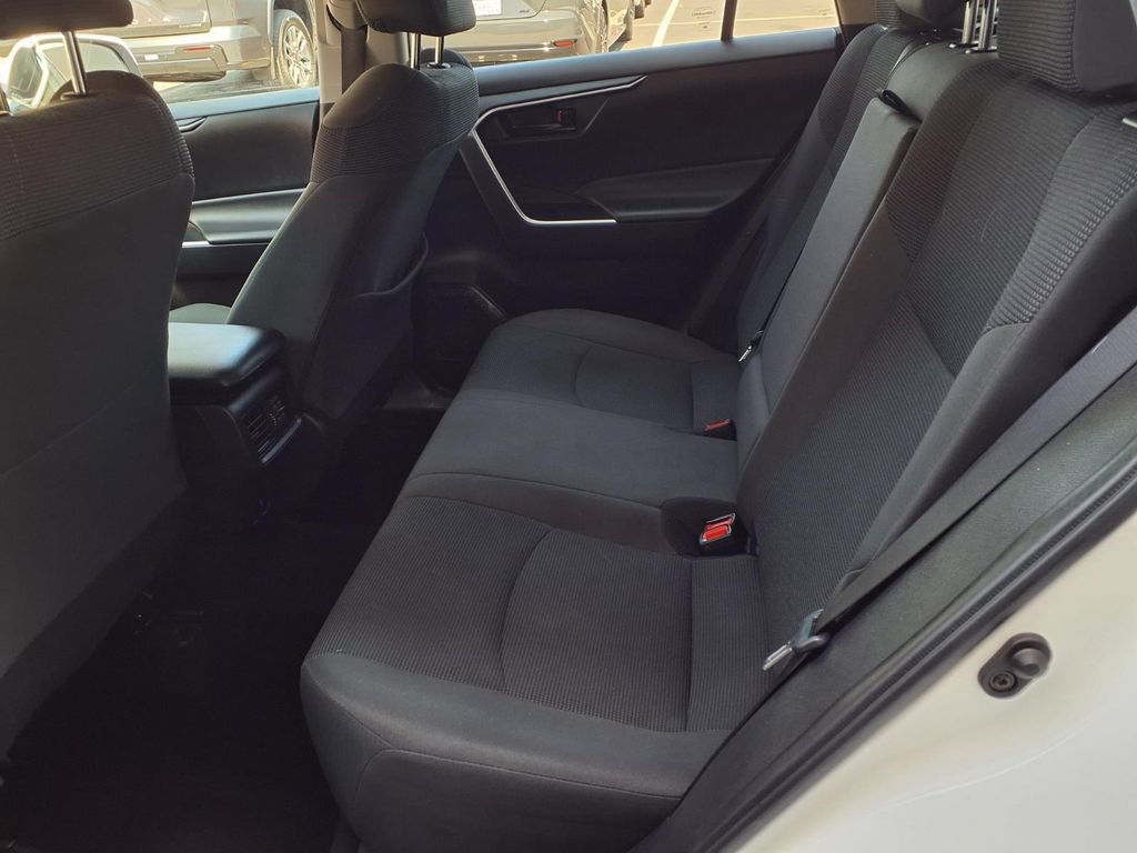 Used 2024 Toyota RAV4 LE FWD image 20