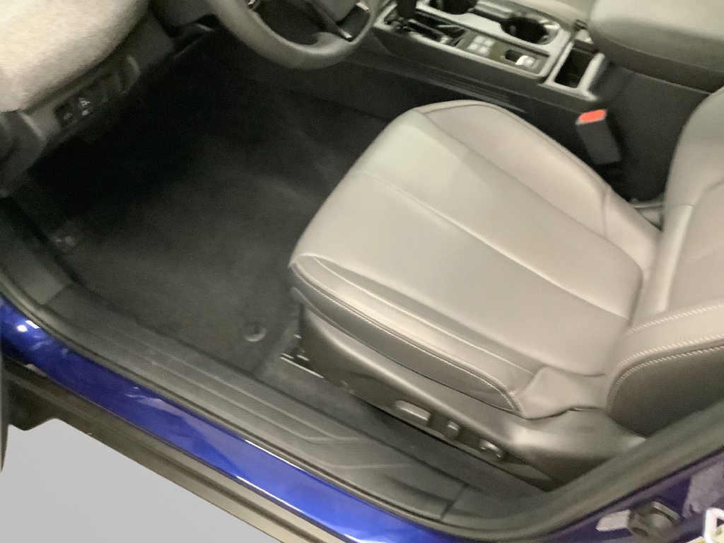 Certified 2026 Subaru Outback Limited AWD/4WD image 21