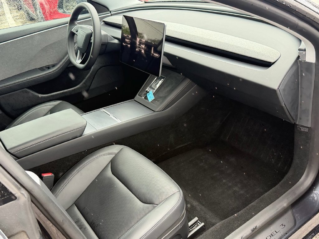 Used 2025 Tesla Model 3 RWD image 14