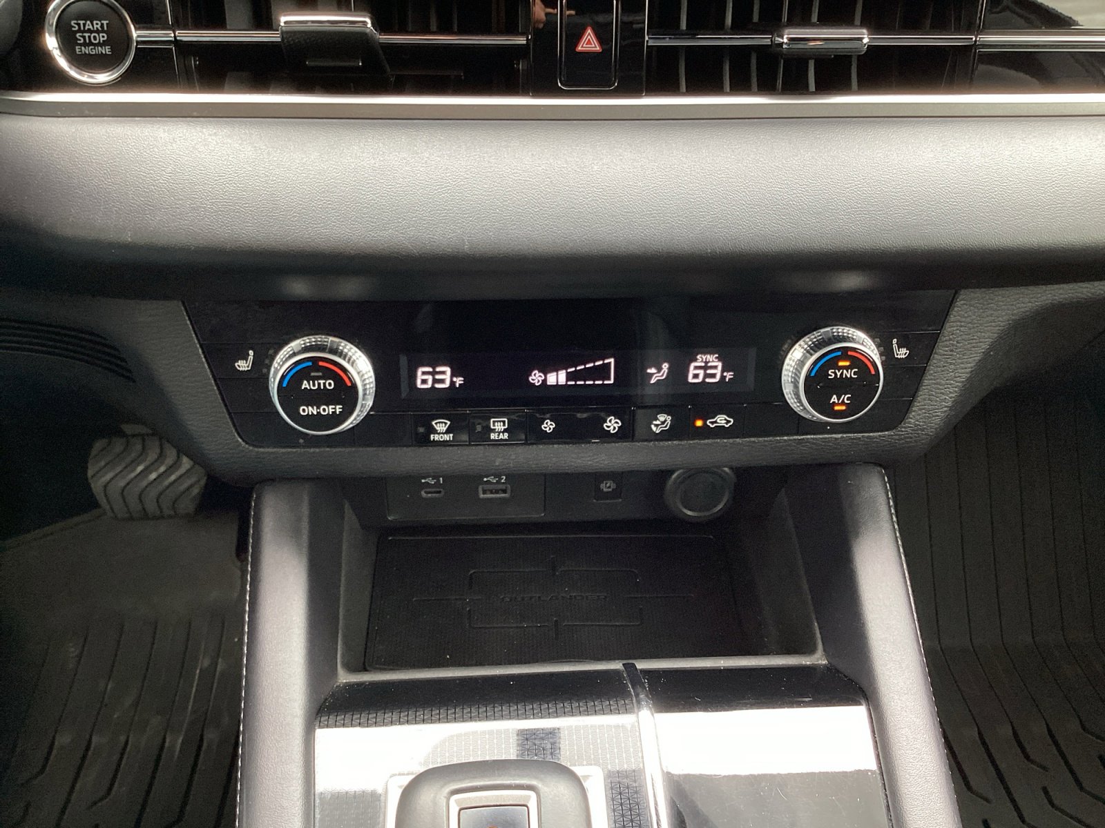 Used 2024 Mitsubishi Outlander SE Black Edition FWD image 24