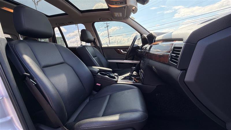 Used 2012 Mercedes-Benz GLK 350 4MATIC image 36