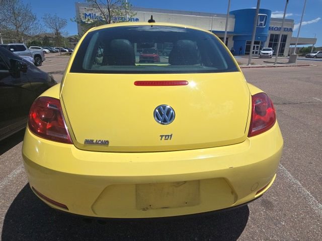 Used 2013 Volkswagen Beetle TDI FWD image 14