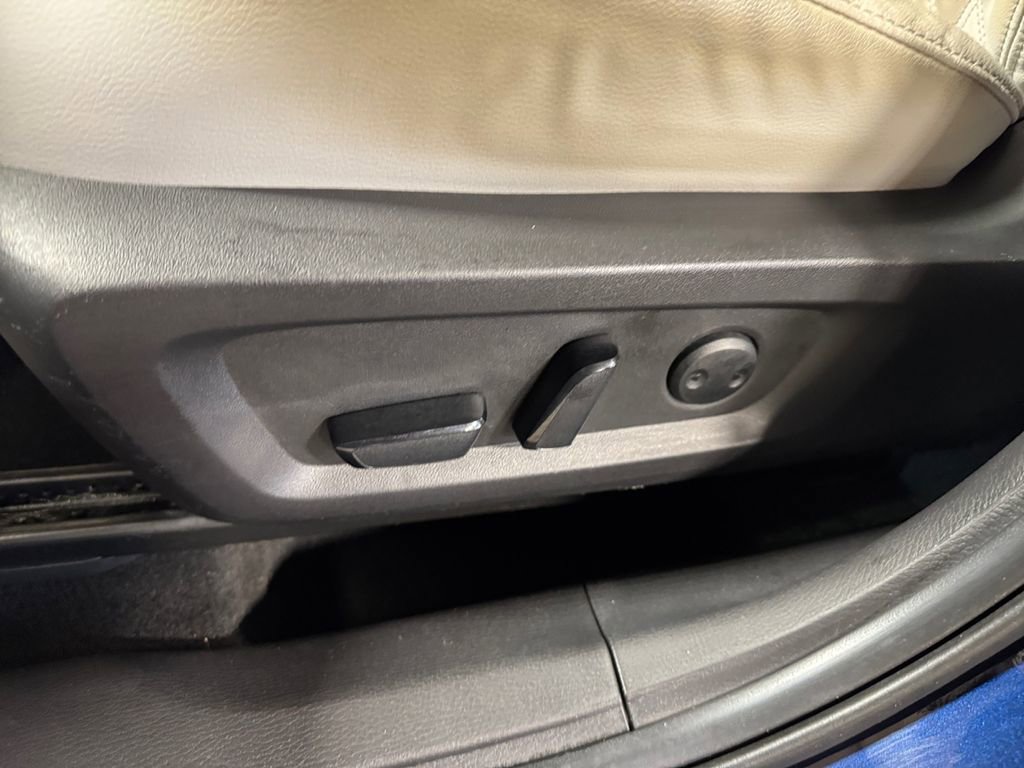 Used 2023 Mitsubishi Outlander SEL image 13