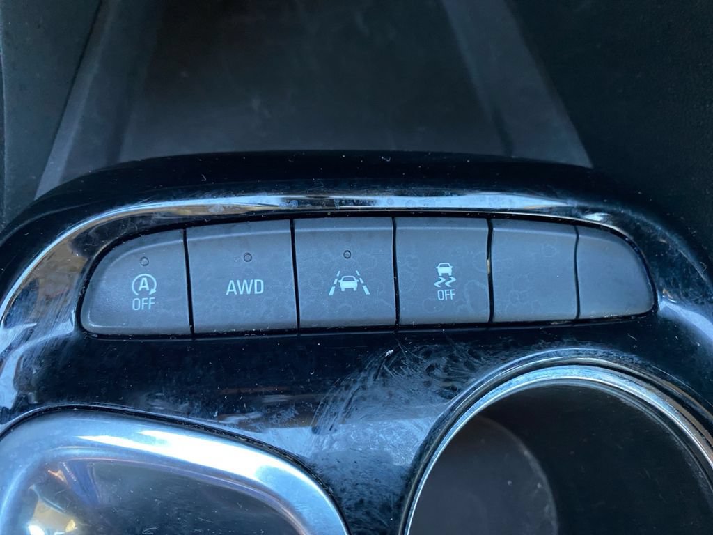 Used 2020 Buick Encore GX Select w/ Sport Touring Package AWD/4WD image 40