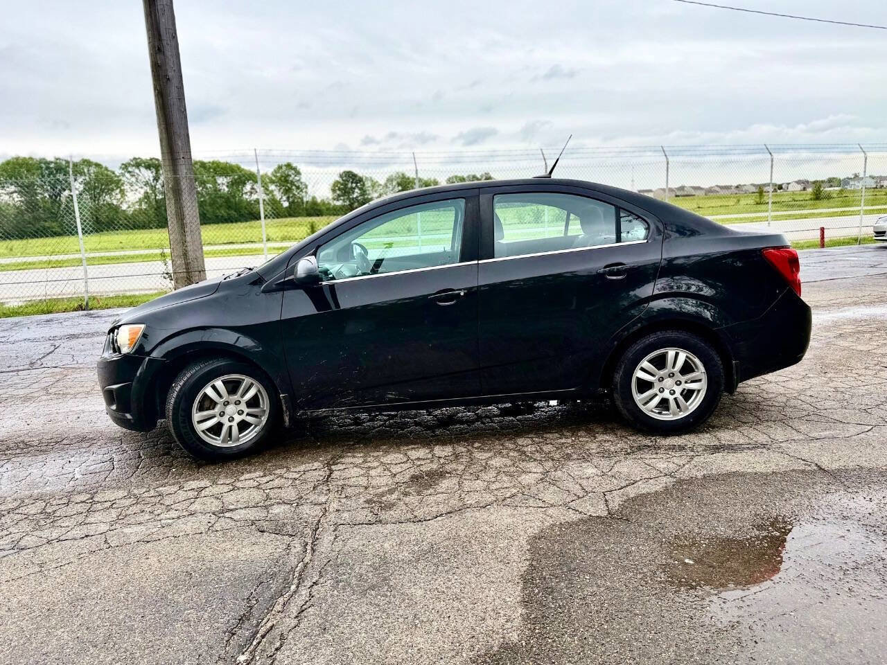 Used 2012 Chevrolet Sonic LT FWD image 6