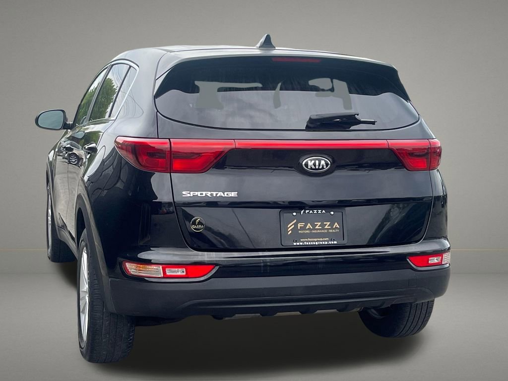 Used 2017 Kia Sportage LX AWD/4WD image 3