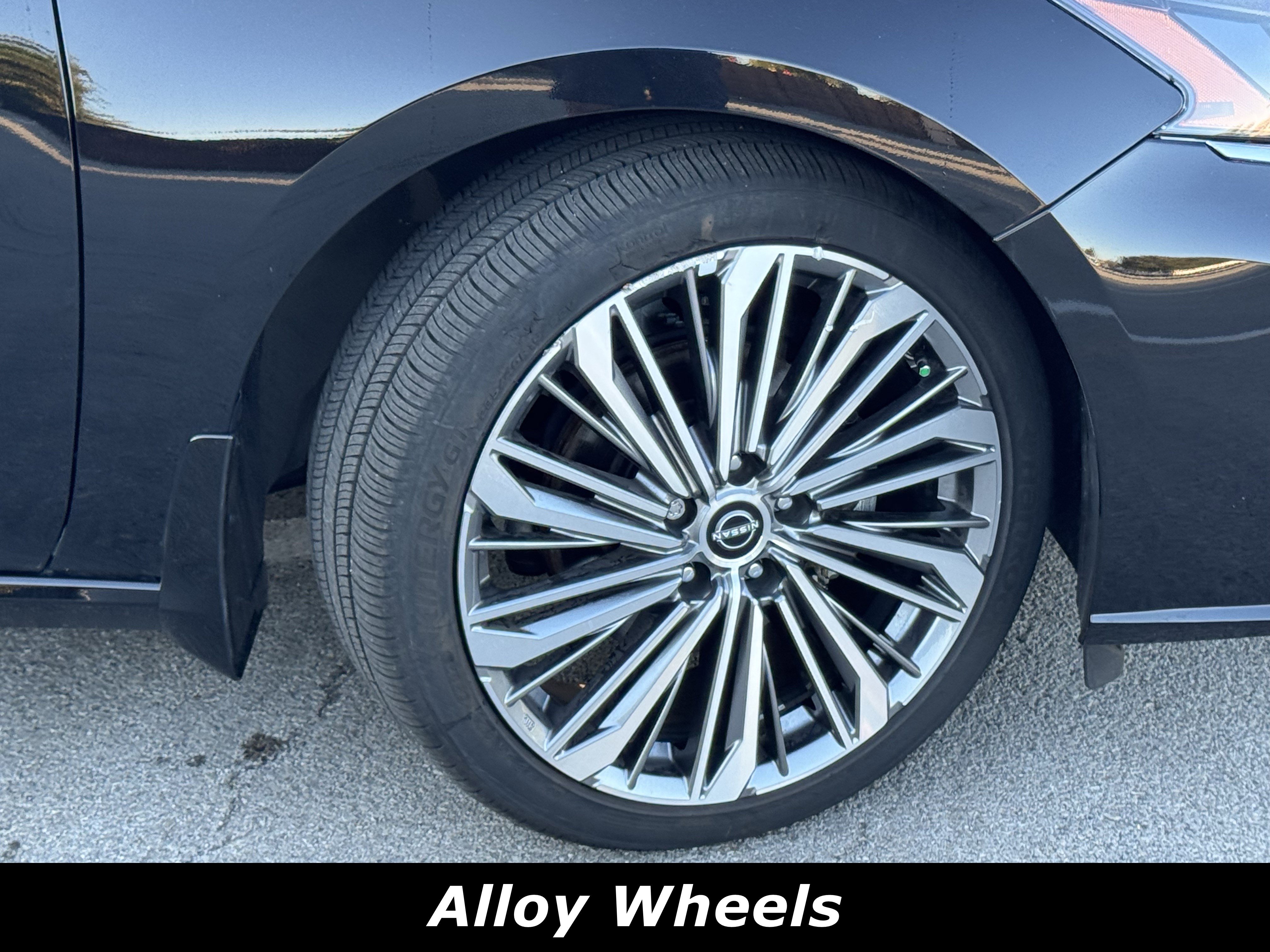 Used 2025 Nissan Altima 2.5 SL image 14