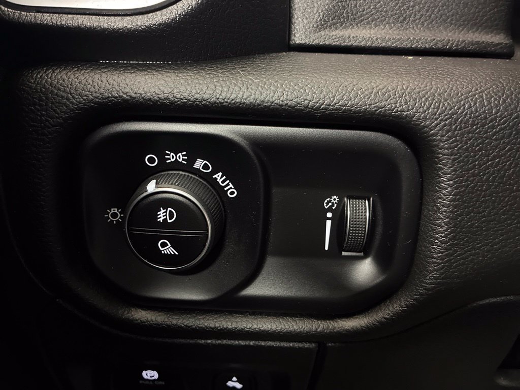 Used 2025 RAM 1500 Big Horn AWD/4WD image 15