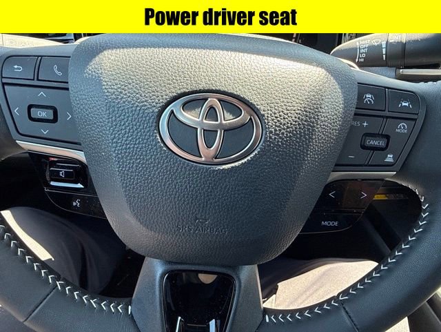 Used 2026 Toyota Camry SE FWD image 11