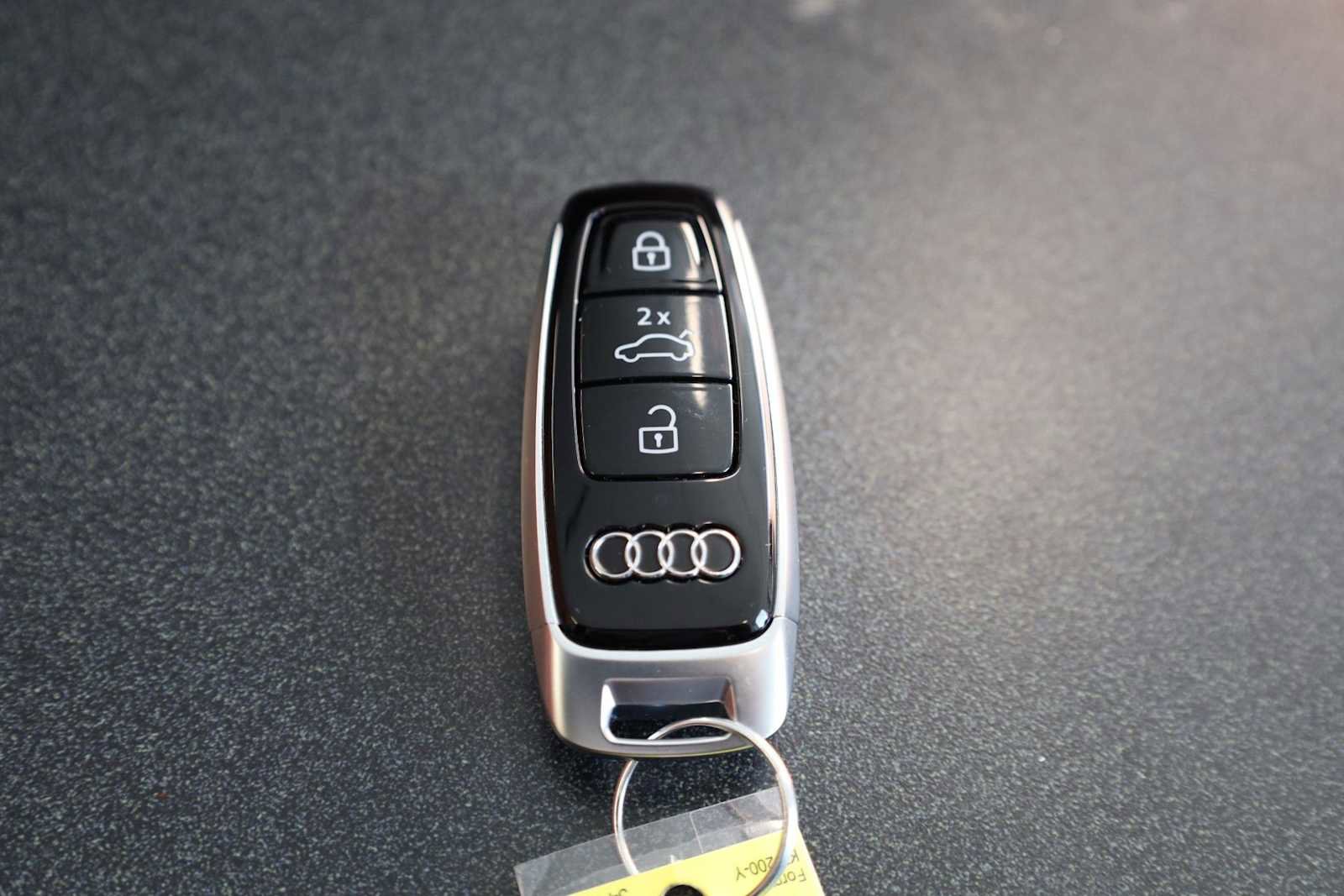 New 2026 Audi Q8 Premium Plus image 40