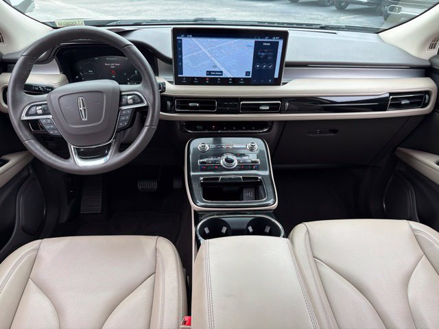 Certified 2023 Lincoln Nautilus FWD w/ Premium Package image 14