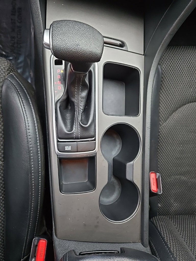 Used 2020 Kia Optima S image 23