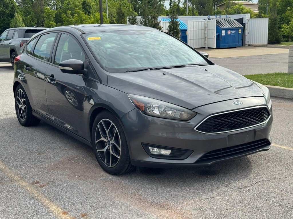 Used 2018 Ford Focus SEL w/ Cold Weather Package FWD image 8