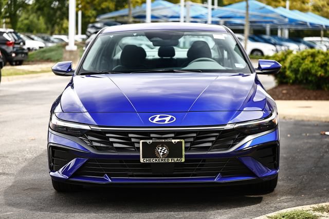 Used 2024 Hyundai Elantra SEL w/ Convenience Package FWD image 11