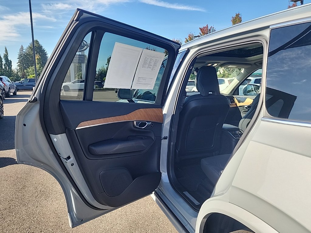 Certified 2024 Volvo XC90 T8 Plus w/ Protection Package Premier AWD/4WD image 15