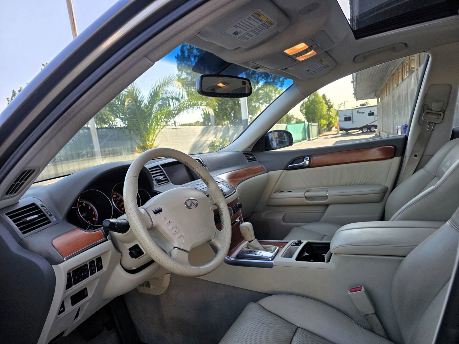Used 2007 INFINITI M35 w/ Technology Pkg RWD image 5