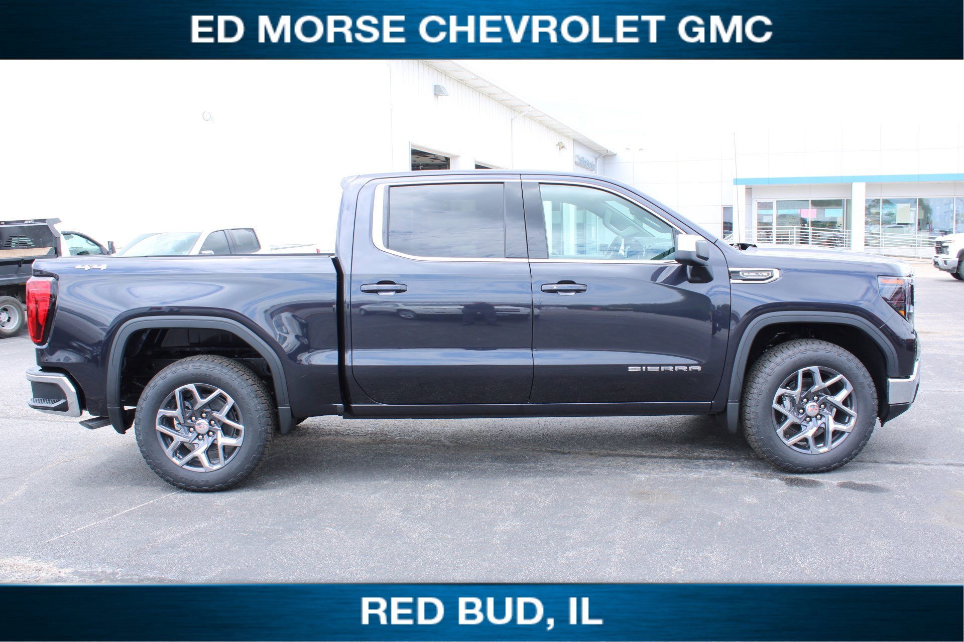 New 2025 GMC Sierra 1500 SLE image 2