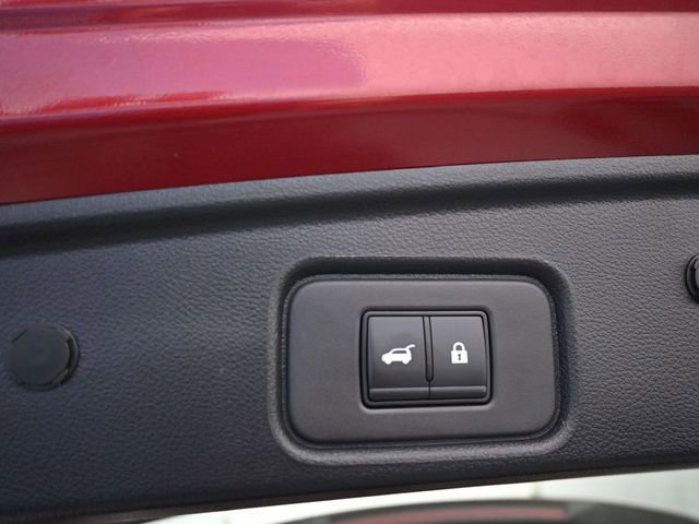 Used 2024 Nissan Pathfinder Platinum w/ Cargo Package image 9