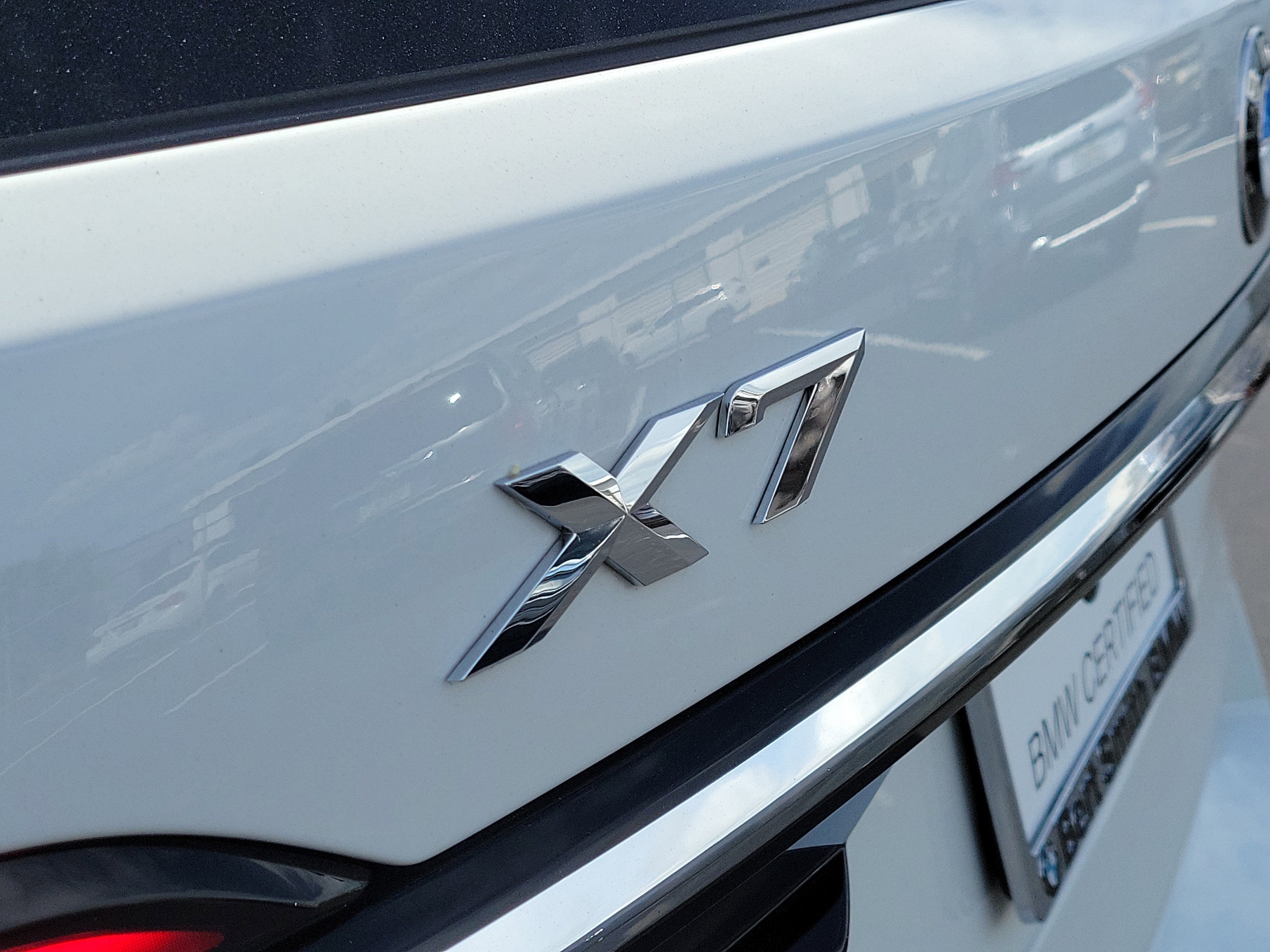 Certified 2024 BMW X7 xDrive40i w/ Premium Package AWD/4WD image 5