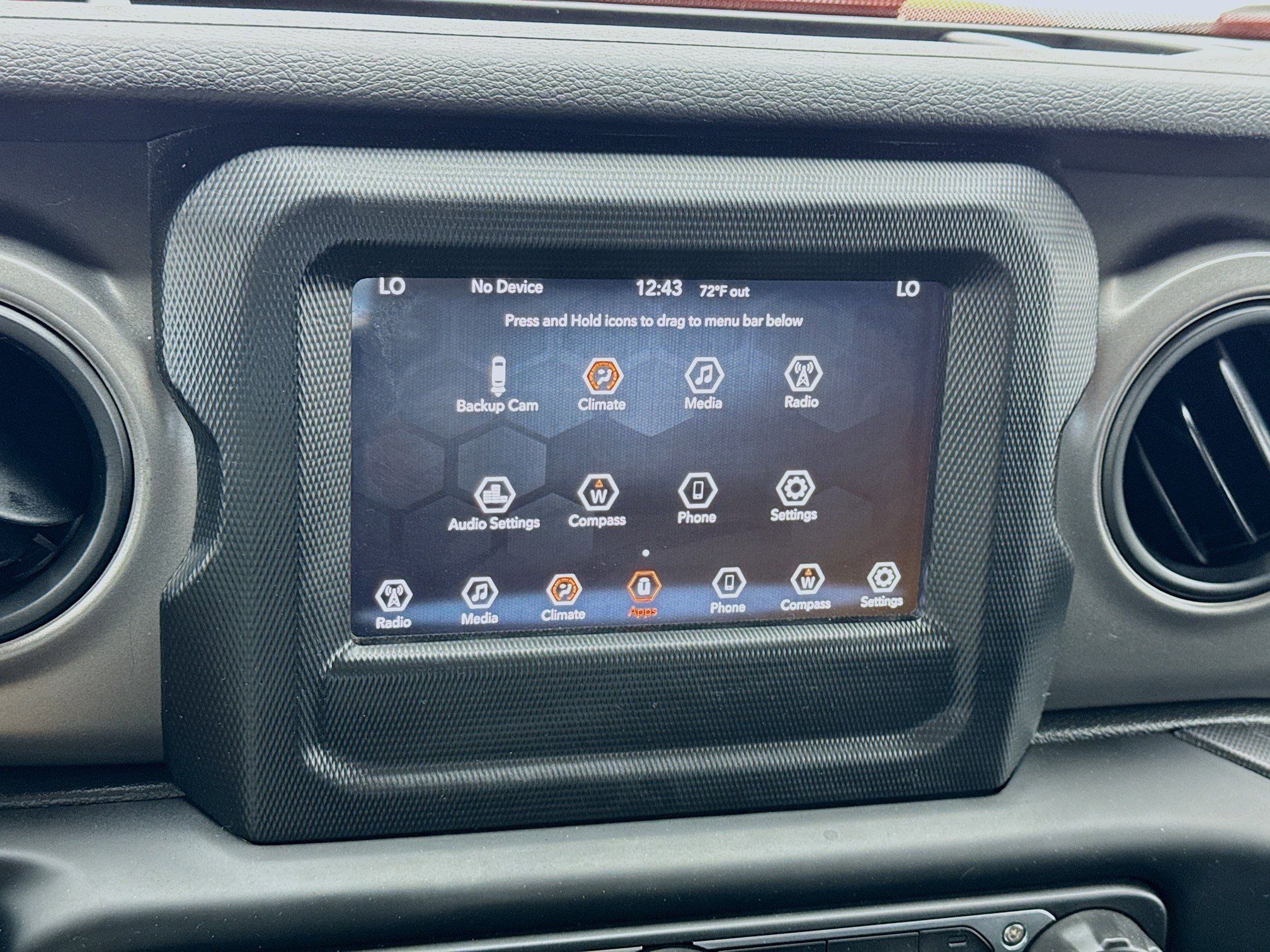 Used 2023 Jeep Wrangler Sport S image 9