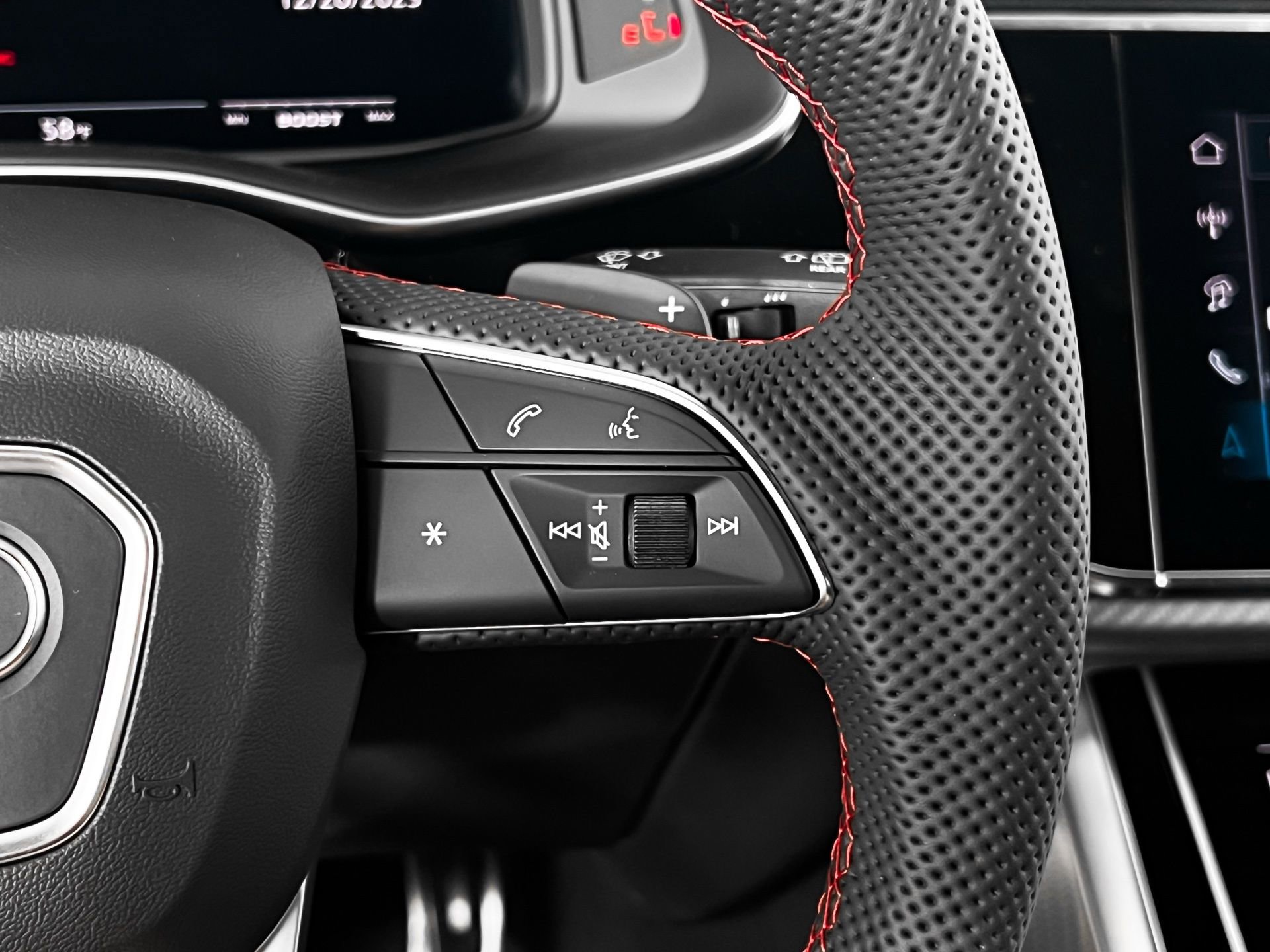 New 2026 Audi SQ7 Prestige image 34