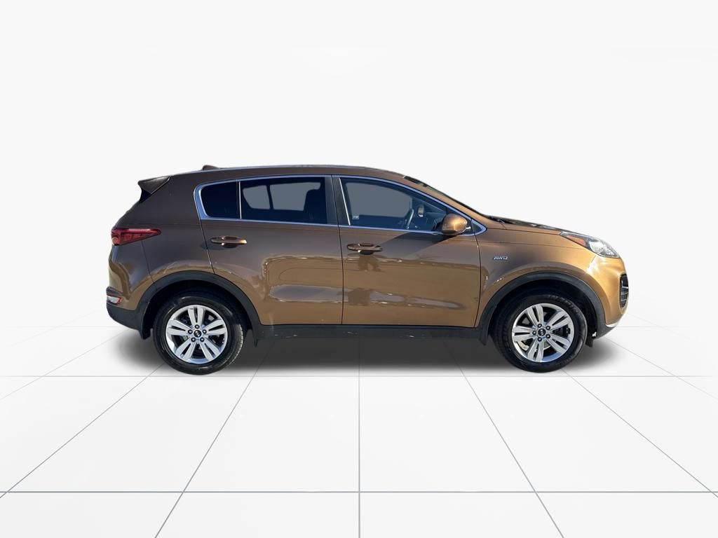 Used 2017 Kia Sportage LX image 10