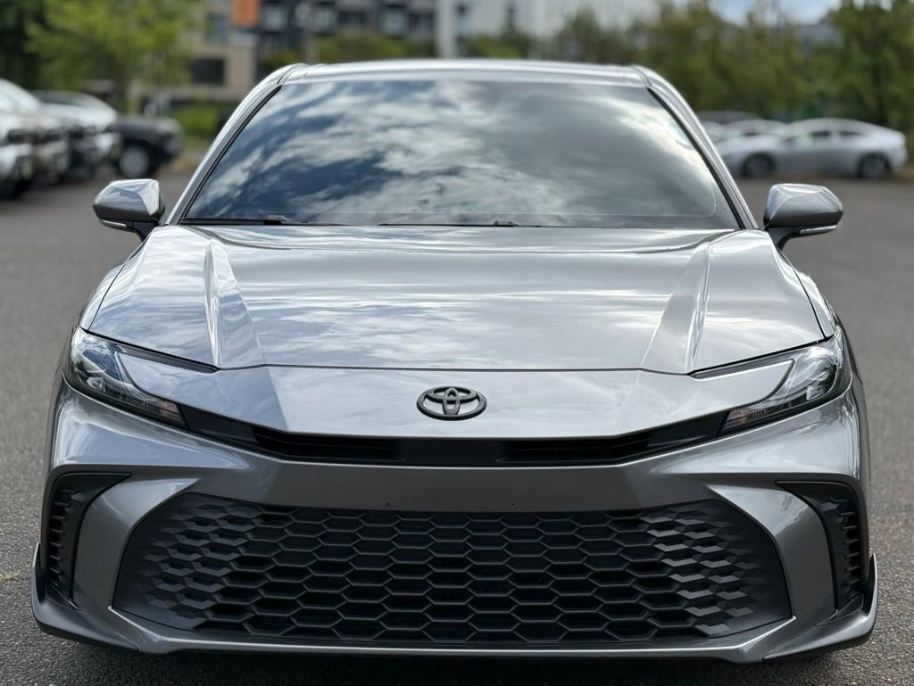 Certified 2025 Toyota Camry SE AWD/4WD image 7