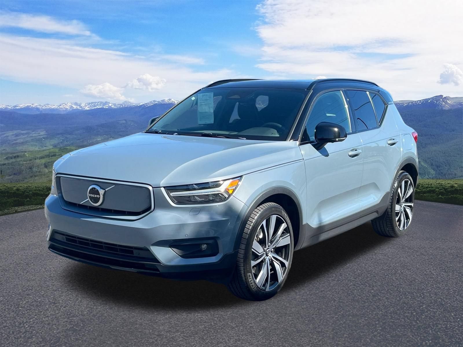 Used 2021 Volvo XC40 P8 Recharge w/ Advanced Package