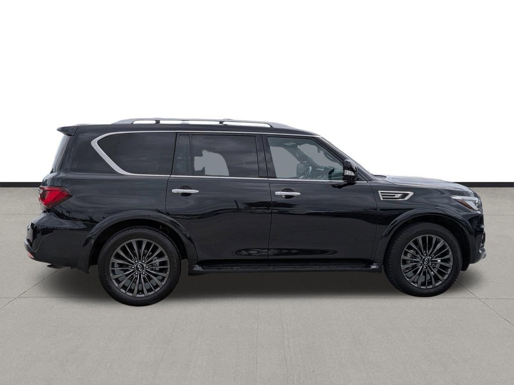 Used 2024 INFINITI QX80 Sensory RWD image 4