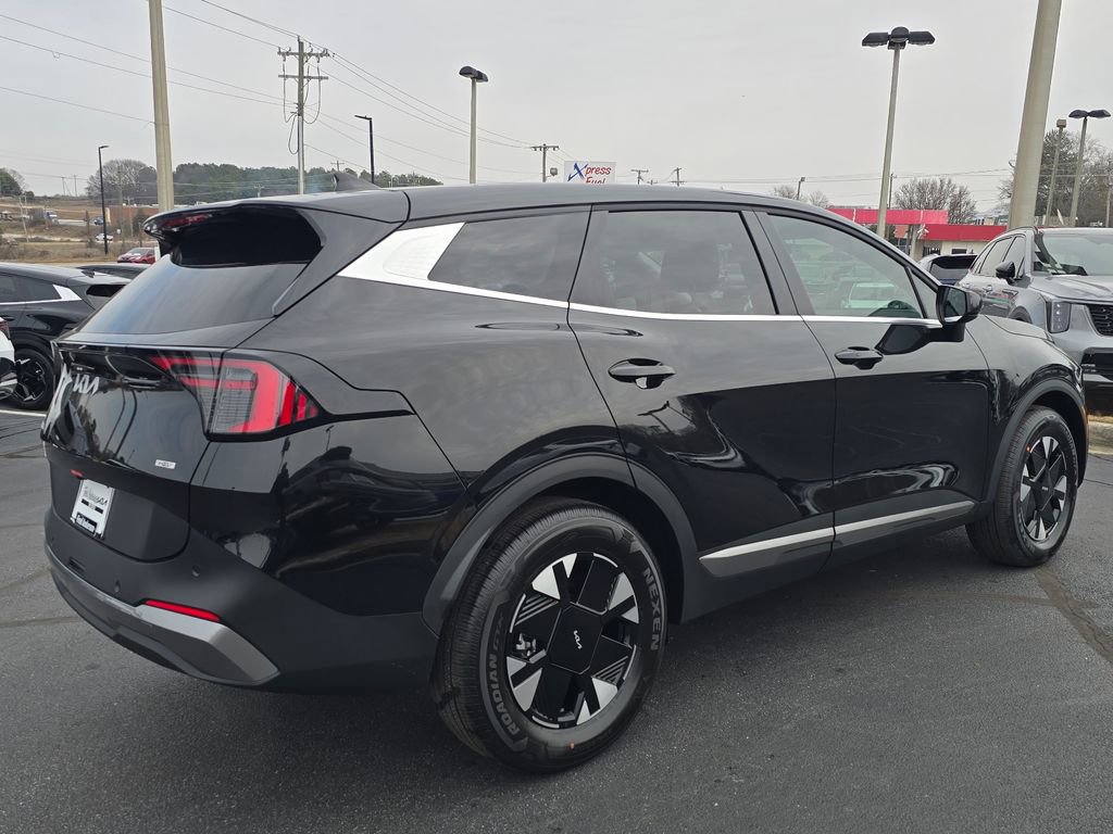 New 2026 Kia Sportage LX image 3