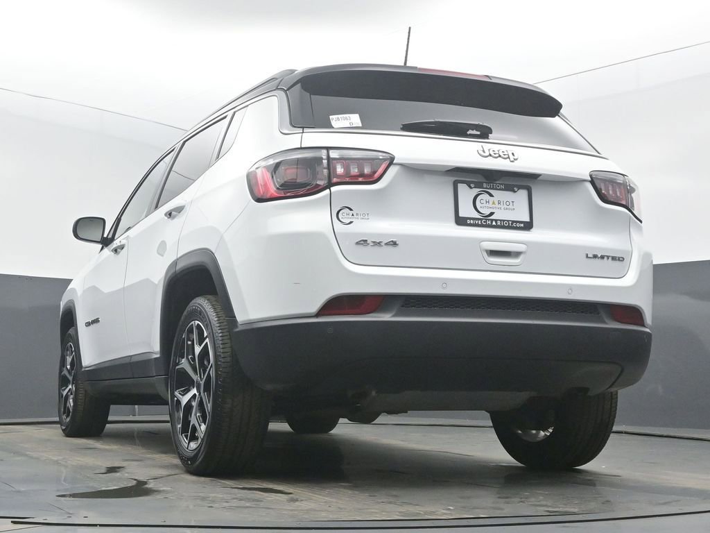 Used 2025 Jeep Compass Limited image 49