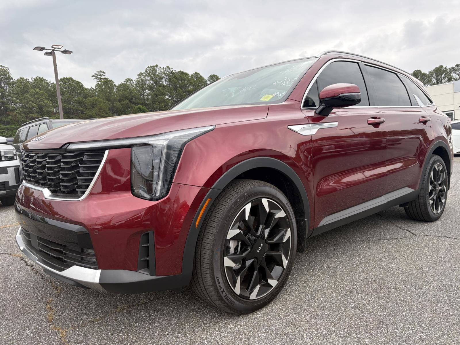 Used 2025 Kia Sorento EX w/ Panoramic Sunroof Package FWD image 1