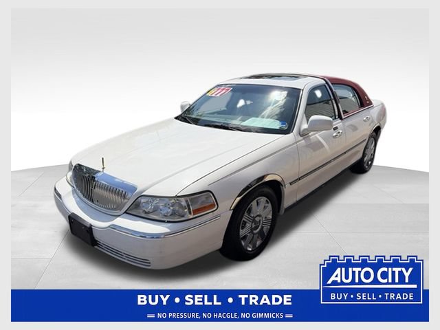 Used 2004 Lincoln Town Car Ultimate