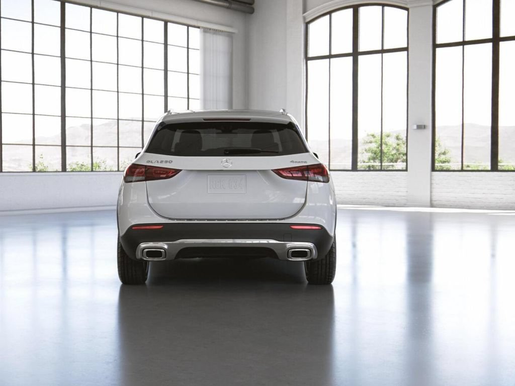 Certified 2022 Mercedes-Benz GLA 250 4MATIC image 26