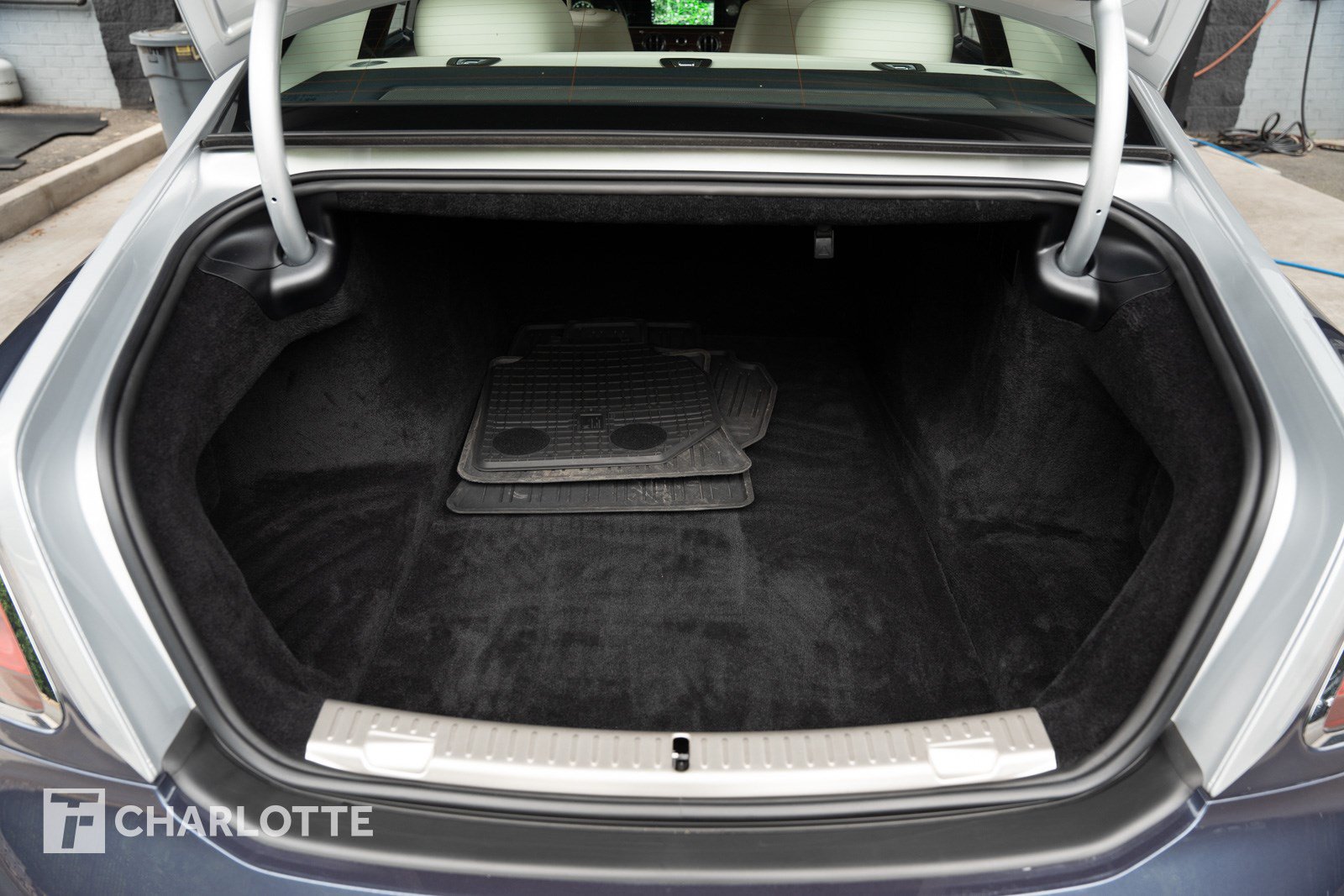Used 2023 Rolls-Royce Ghost AWD/4WD image 44