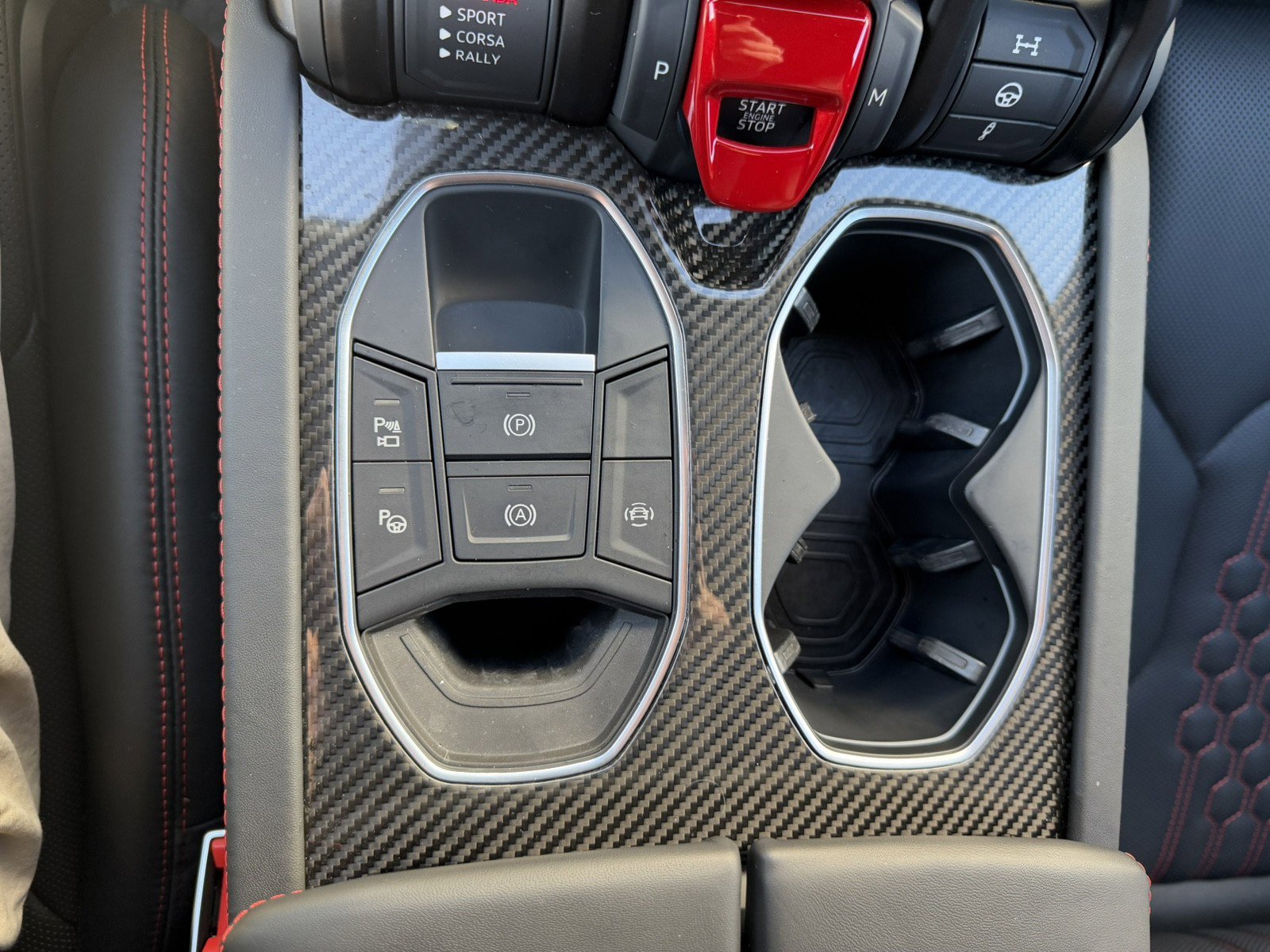 Used 2023 Lamborghini Urus Performante image 17